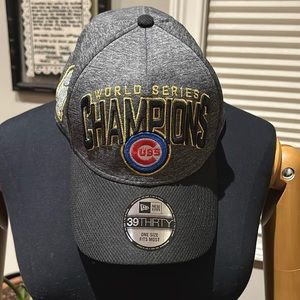 Chicago Cubs World Series Champions baseball cap New never worn embroidered 2016